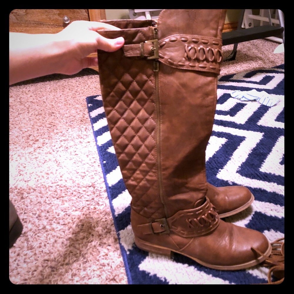 Brown boots only worn a couple times